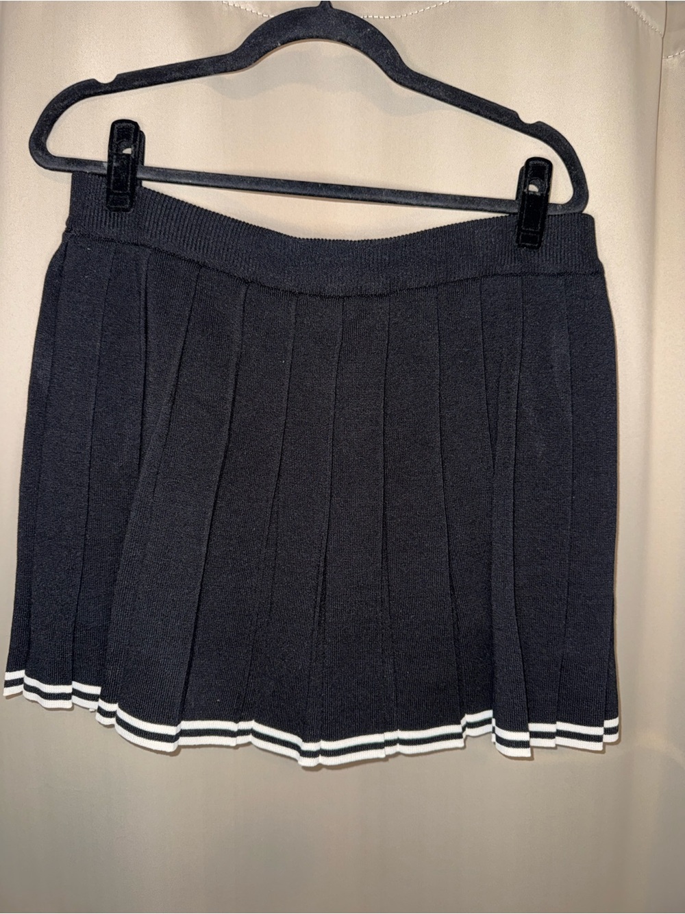 Daisy Black Pleated Skater Skirt with White Trim